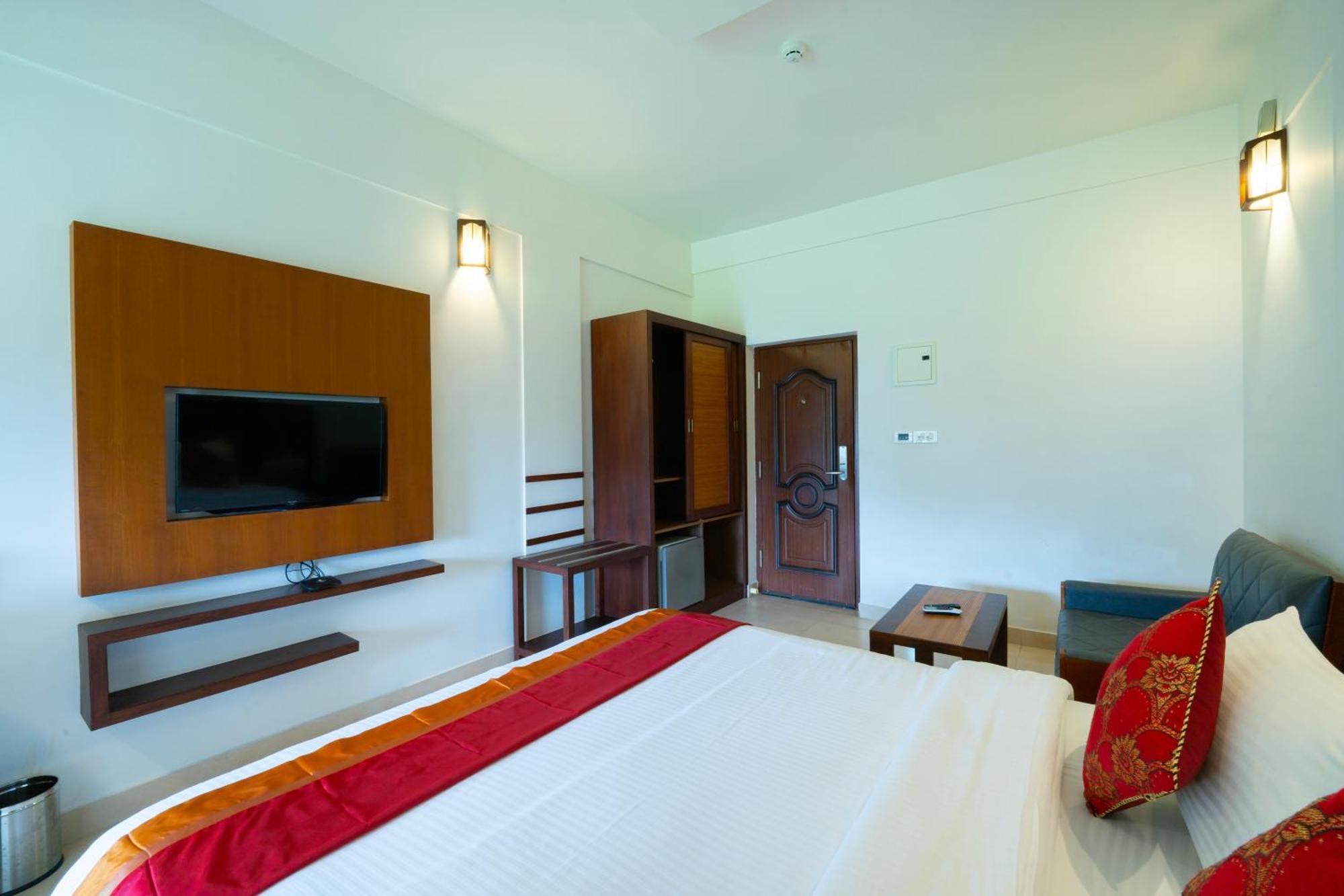The Sanihara Hotel & Resort ビサーリー エクステリア 写真