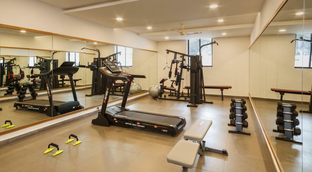 The Sanihara Hotel & Resort ビサーリー エクステリア 写真