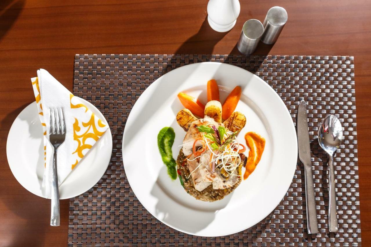The Sanihara Hotel & Resort ビサーリー エクステリア 写真